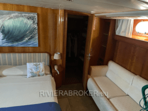 guy couach 2100 rivierabroker 2