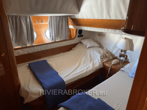 guy couach 2100 rivierabroker 3