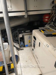 guy couach 2100 rivierabroker 5