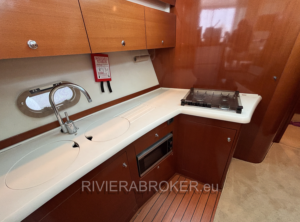 JEANNEAU PRESTIGE 42 FLYBRIDGE rivierabroker 11