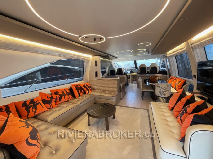 AZIMUT_72_FLY_2020-rivierabroker-12