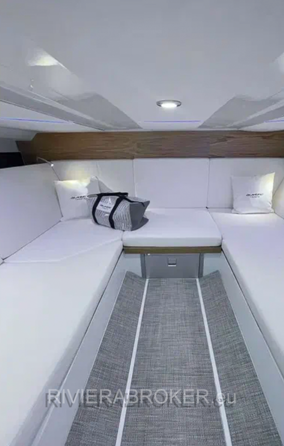 DE-ANTONIO-YACHTS-D36-OPEN-rivierabroker-8