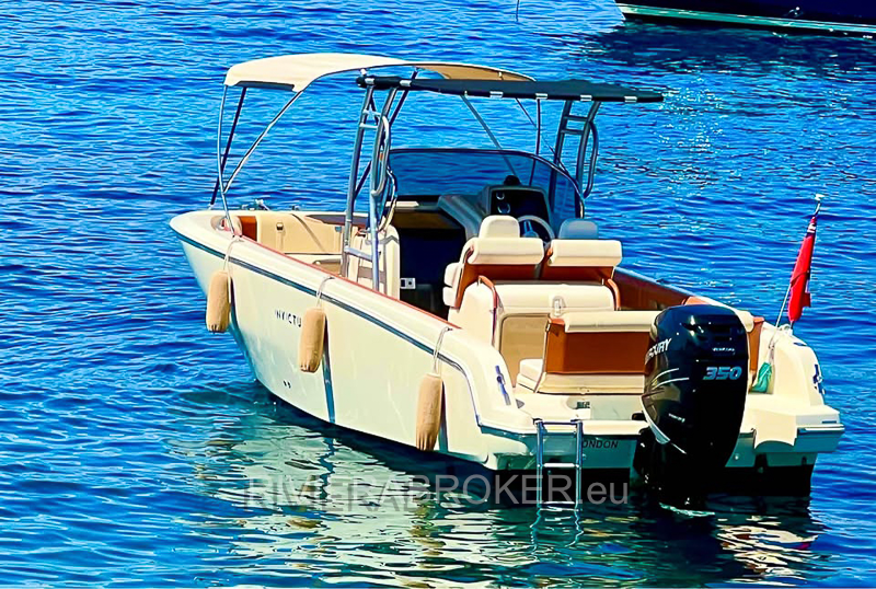 INVICTUS 270 FX T.TOP 2017 — RivieraBroker