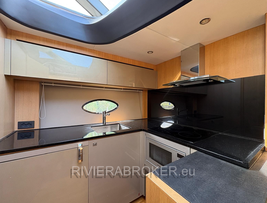 PRINCESS_V57-2012-rivierabroker-8
