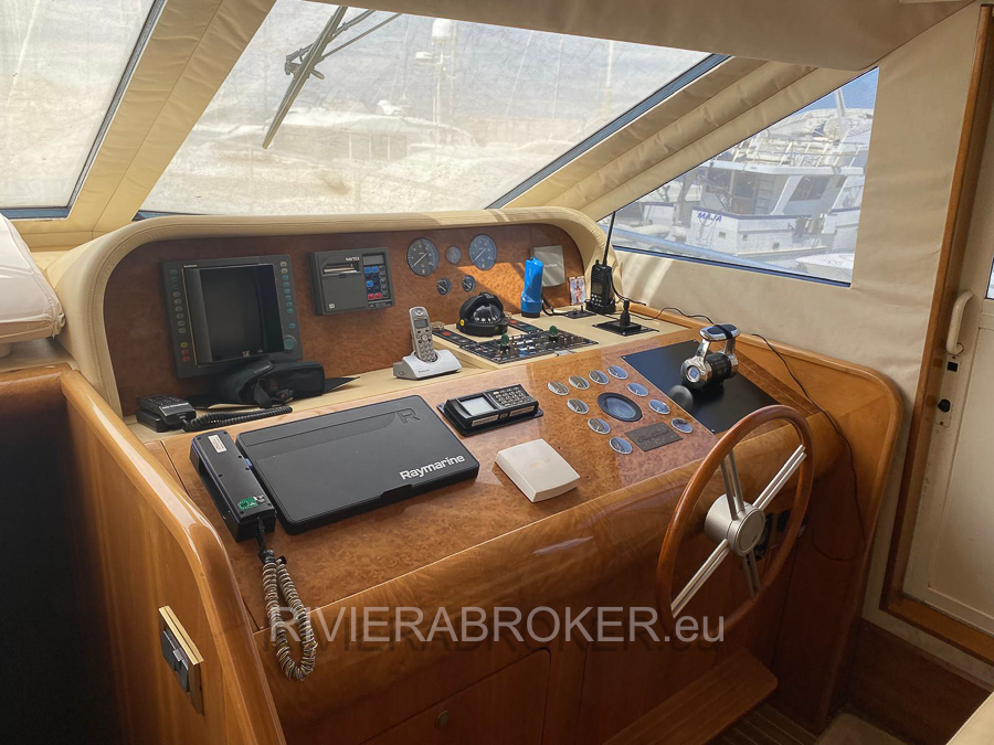 guy-couach-2100-rivierabroker-14