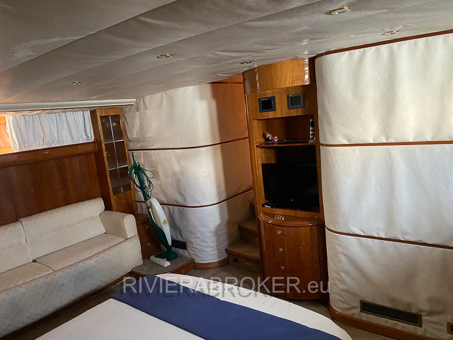 guy-couach-2100-rivierabroker