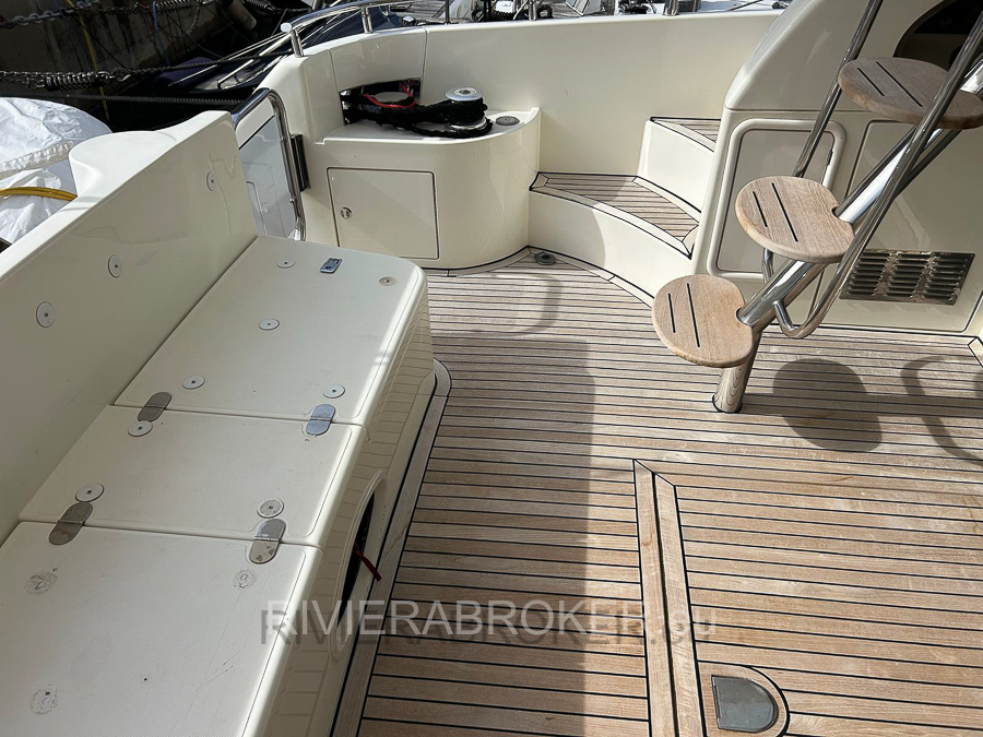 AZIMUT-52-FLY-rivierabroker