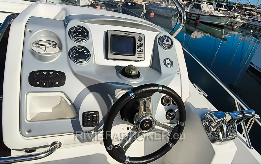 Beneteau-Flyer-850-SunDeck-Miami _rivierabroker 2012_RIVIERABROKER-14