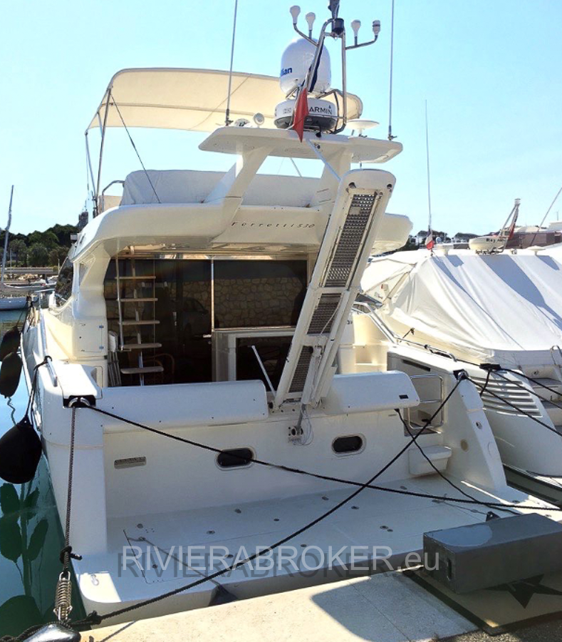 FERRETTI_530- 2012 _rivierabroker 2012_RIVIERABROKER-4