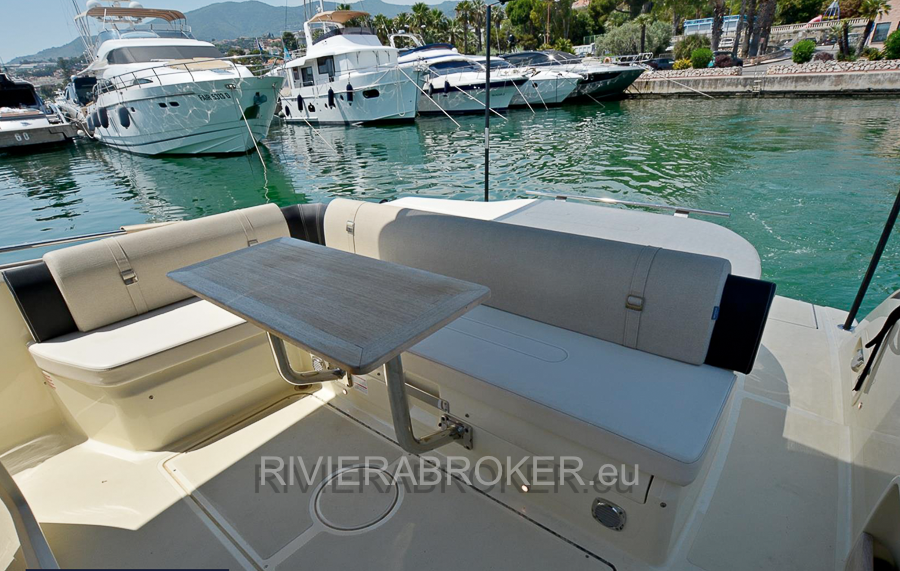INVICTUS-GT320_RIVIERABROKER-4
