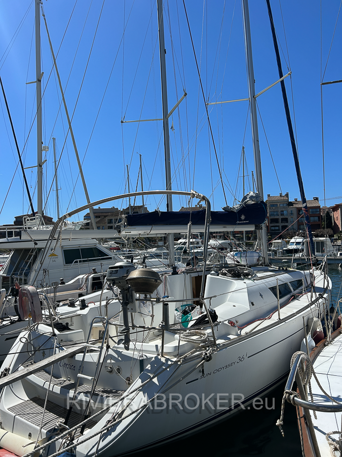 JEANNEAU_Sun_Odyssey_36i_RIVIERABROKER-21