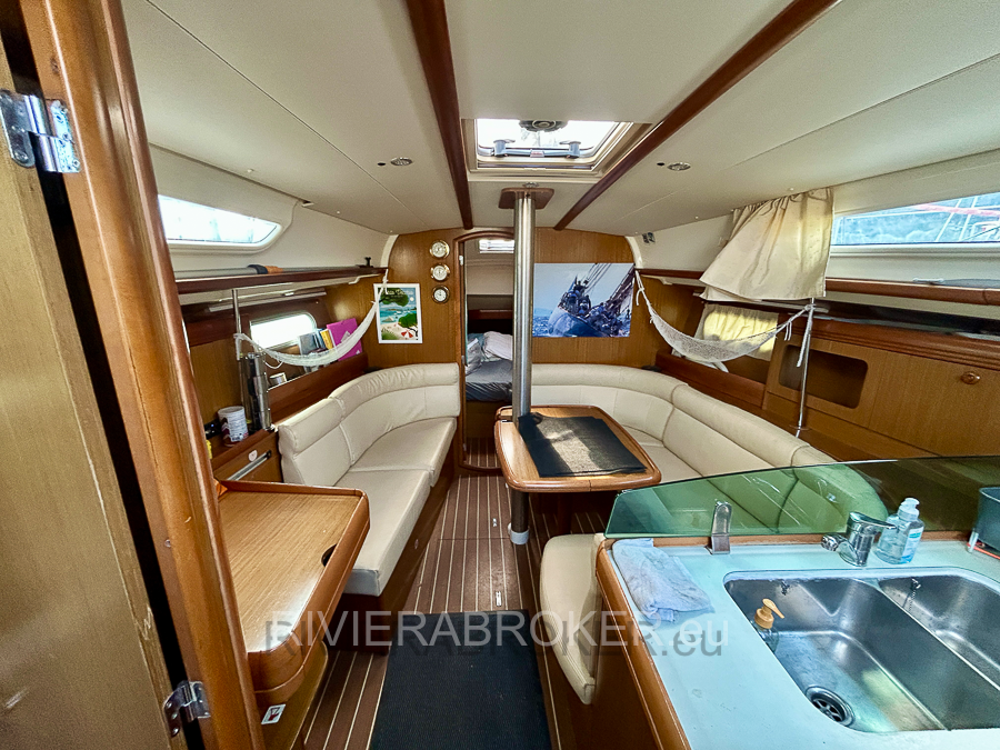 JEANNEAU_Sun_Odyssey_36i_RIVIERABROKER-8