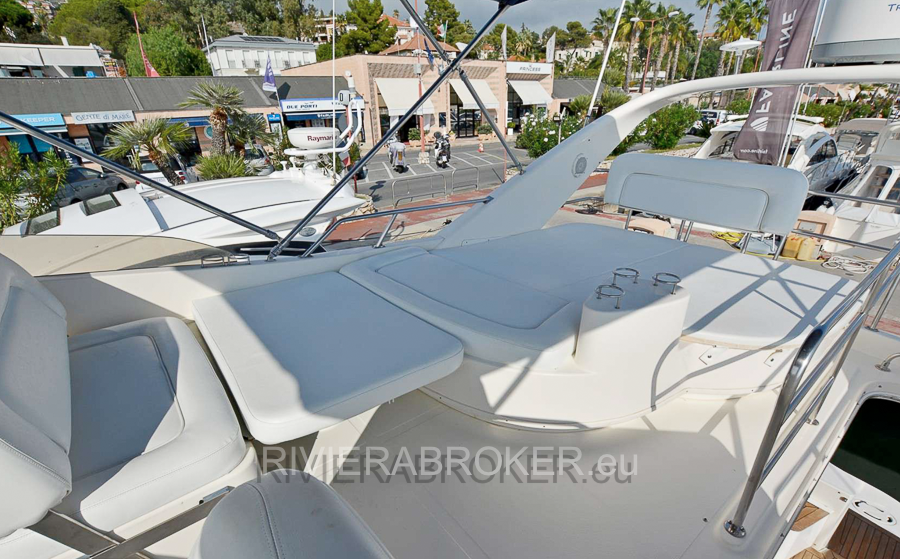 SEA_RAY_480_SEDAN_BRIDGE_RIVIERABROKER-14