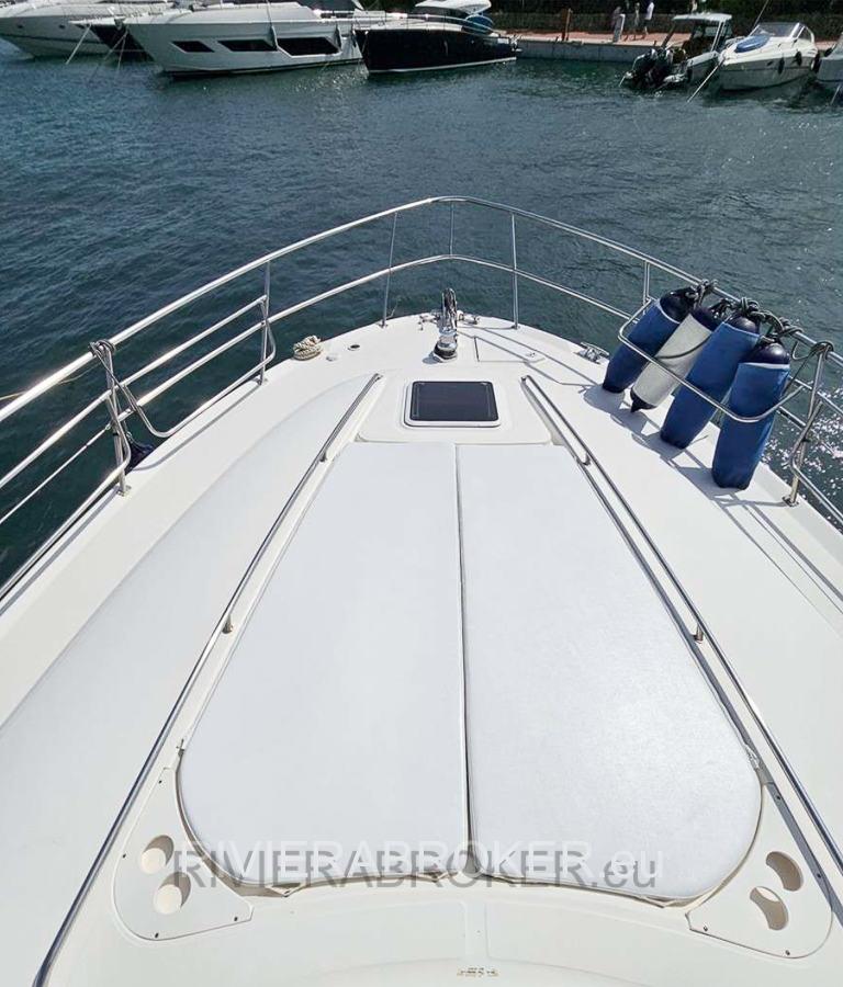 SEA_RAY_480_SEDAN_BRIDGE_RIVIERABROKER-16