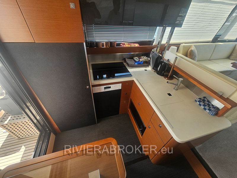 PRESTIGE-500-FLY_2012-RIVIERABROKER-3