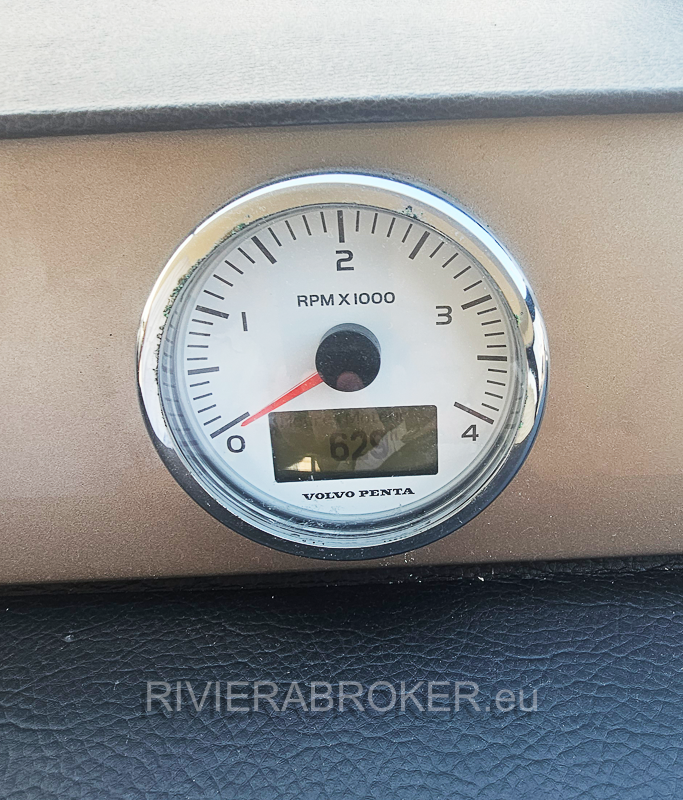 PRESTIGE-500-FLY_2012-RIVIERABROKER-34