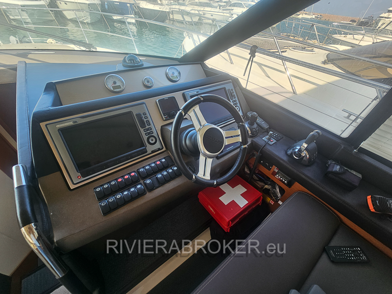 PRESTIGE-500-FLY_2012-RIVIERABROKER-6