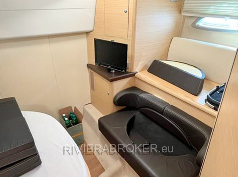 CRANCHI MEDITERRANEE 43 HARD TOP-RIVIERABROKER-10