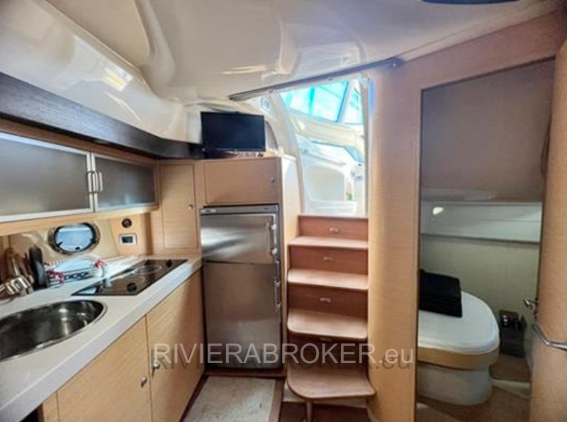 CRANCHI MEDITERRANEE 43 HARD TOP-RIVIERABROKER-5