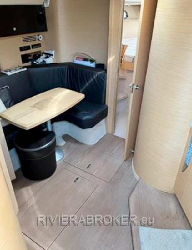 CRANCHI MEDITERRANEE 43 HARD TOP-RIVIERABROKER-9